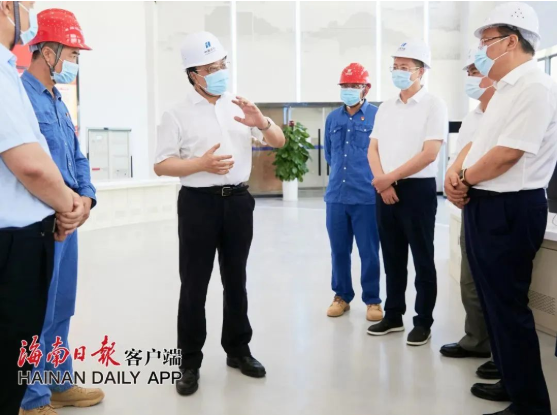 歡迎海南省省委常委，省委副書記，省長馮飛蒞臨馳大幕墻公司承接的洋浦華能幕墻項目視察